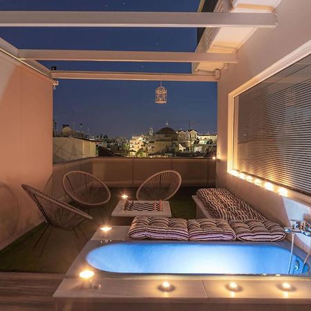 Tiny Central Penthouse, Big Terrace กาลามาตา ภายนอก รูปภาพ
