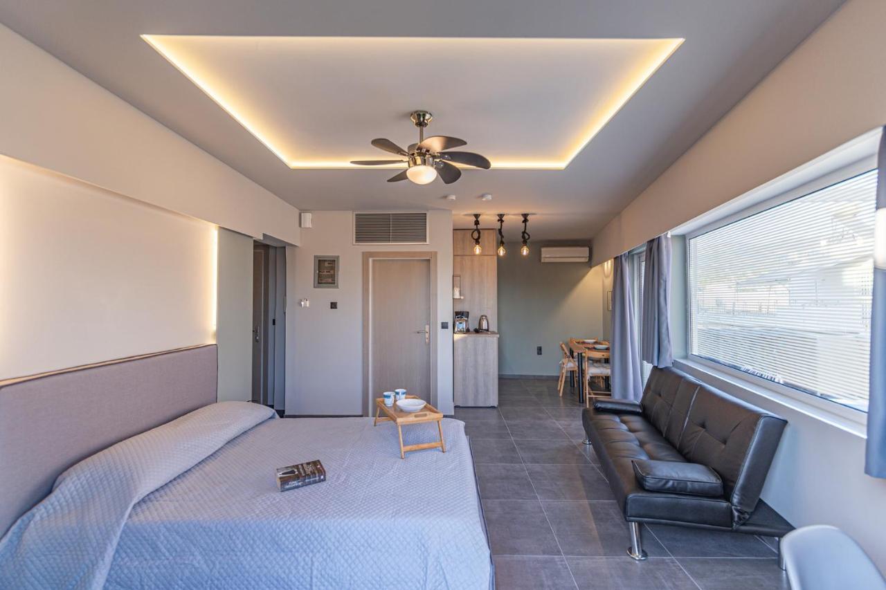 Tiny Central Penthouse, Big Terrace กาลามาตา ภายนอก รูปภาพ