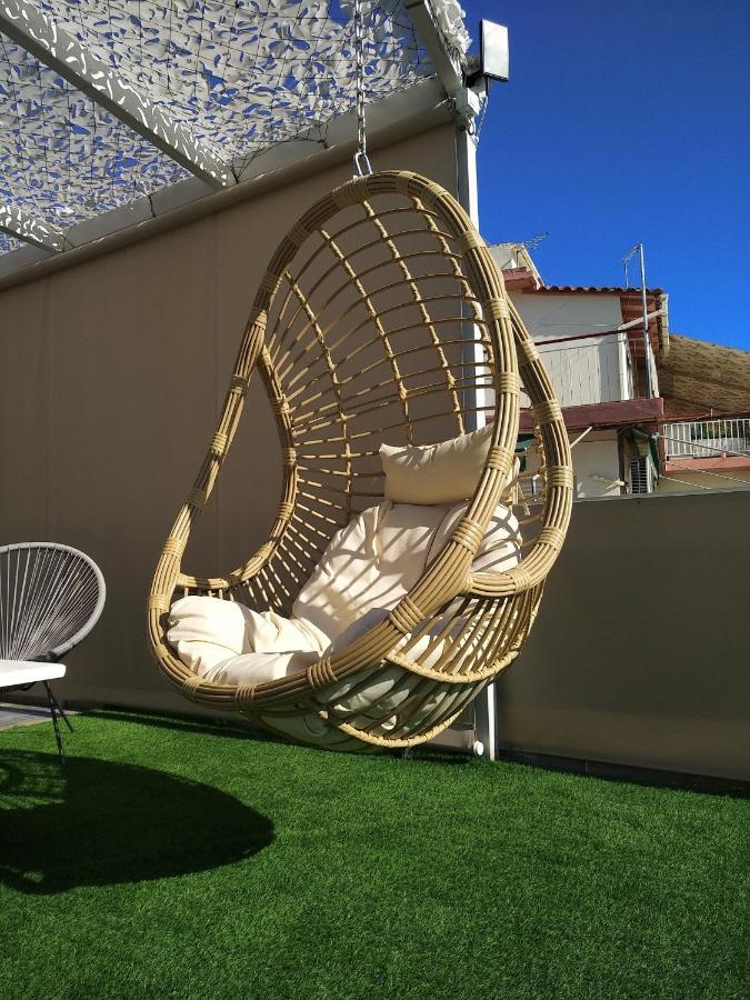 Tiny Central Penthouse, Big Terrace กาลามาตา ภายนอก รูปภาพ